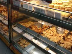 -上海哈尔滨食品厂(浦商百货昌里店)