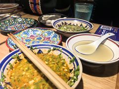 -洱火云南酸菜牛肉火锅(石景山当代商城店)