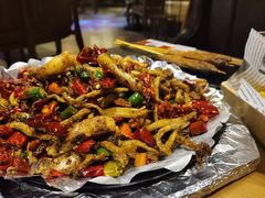 -临界音乐酒馆·小龙虾·江湖菜(华熙LIVE·鱼洞店)