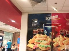 -麦当劳(汉口火车站候车室店)