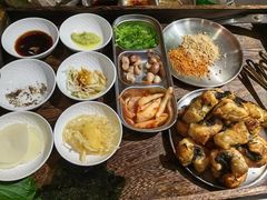 -围炉肉舍丹东海鲜烤肉·烤活鳗(步行街店)