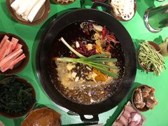 -周幺妹重庆老火锅(银泰城总店)