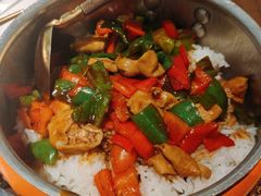 压锅肥肠米饭-关东小磨东北菜(漕河泾印象城店)