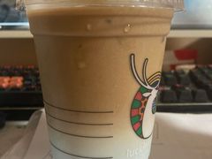 瓦尔登蓝椰拿铁-瑞幸咖啡(长楹天街店)