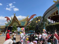 -七彩云南欢乐世界