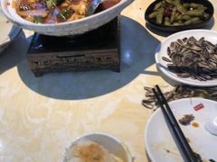 -魏铭鱼头捞饭(晋阳路店)