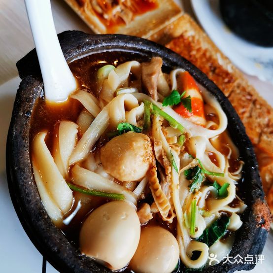从氏土豆粉(红旗店)