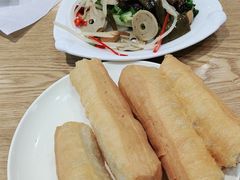 -三好食堂(煎饺·馄饨·肉饼米线·盛世广场店)