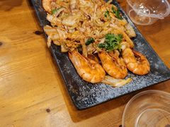 -老东镇啤酒屋海鲜加工·蒸汽海鲜·海鲜烧烤(台东店)