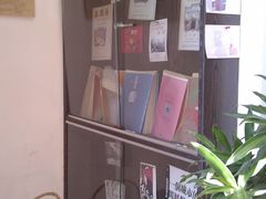 IMAG0440-良友书坊(安徽路店)
