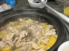 -野迹·石橄榄鸡·烧烤(新洲店)