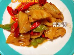 -老佛爷炭火蛙锅直营(清滨路总店)