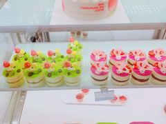 -好利来(万卉路店)