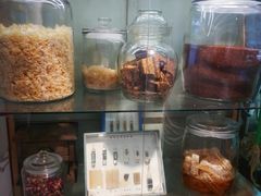 面包甜点陈列柜-甜心闲生传统手工冰粉(奎星楼店)