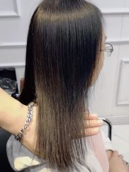 -艾米莉 烫染沙龙