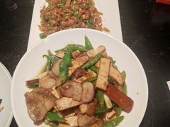 -龙大哥辣子鸡新概念餐厅(美的林城店)