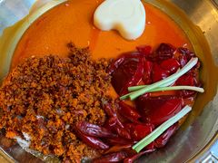 -山城年华老火锅(玉林店)