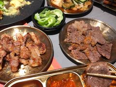 -轻烧烤肉(光谷步行街店)