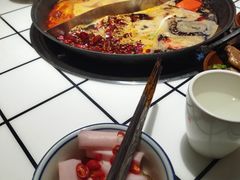 -巴隆门重庆老火锅(太湖路店)