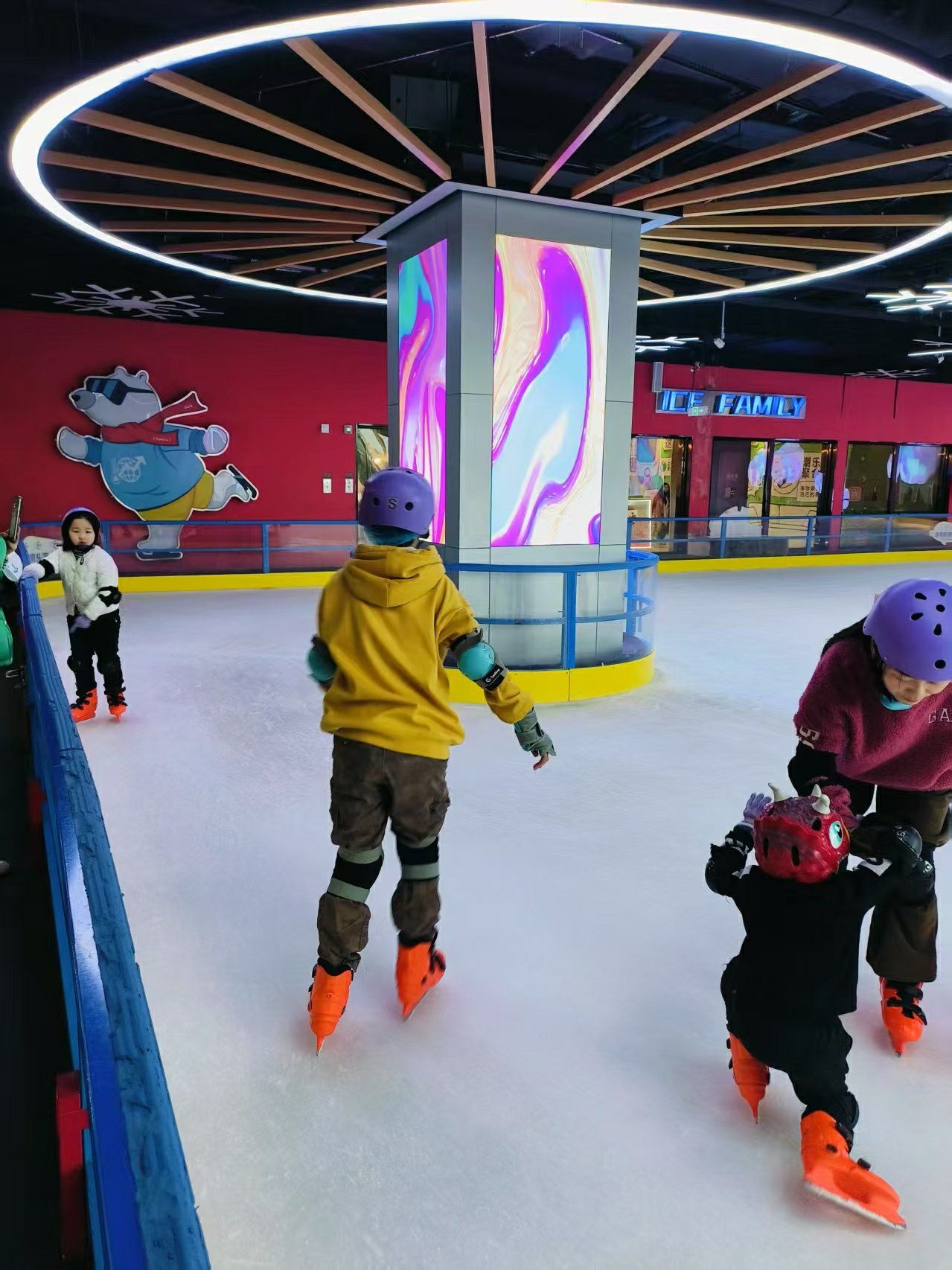 室内溜冰新体验✨