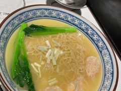 鲜虾蟹籽云吞面-领鲜天下·焗海鲜·花胶鸡(天目里店)
