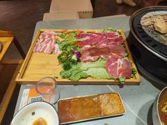 -正宗齐齐哈尔烤肉·齐牛哥鲜切炭火烤肉(杭州总店)