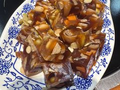 -老天桥酱肉烧饼夹肘子(天桥店)