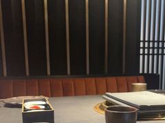 -铭牛烧肉·和牛海鲜自助(高新月牙湖店)