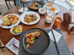 -蜈支洲岛珊瑚酒店临海阁中餐厅