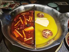 花胶鸡鸳鸯锅-湊湊火锅·茶憩(和平大悦城店)