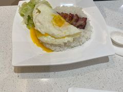 -香港新发烧腊茶餐厅(水围店)