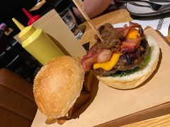 经典大汉堡-The Diner X餐厅(青岛万象城店)