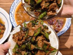 -费大厨辣椒炒肉(高铁吾悦广场店)