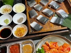 -围炉肉舍•炭烤活鳗•丹东海鲜烤肉(步行街店)