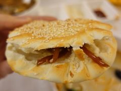 高炉烧饼-金狮麟·新豫菜(金码大厦店)