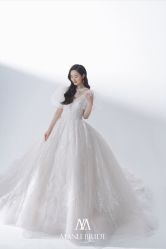 -MANLI BRIDAL婚纱