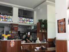 大堂-李记牛庄馅饼(二台子店)