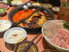 -周小明火锅(黑金冠社区店)