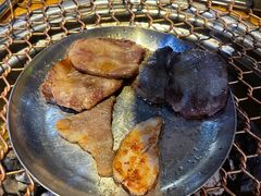 -老炉家木炭烤肉(长江国际店)