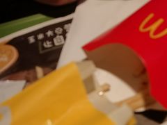 -麦当劳(欢乐谷店)