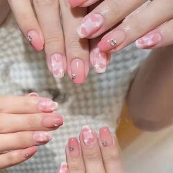 -悦指间美甲美睫