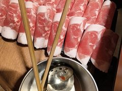 -老牌坊云南鱼豆花火锅(哈西万达店)