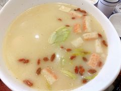 全贝蟹柳豆腐汤-桃子餐厅·天津菜(红星路直营店)