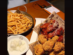 -BHC炸鸡(明洞总店)