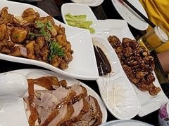 -六和聚传统烤鸭.天津菜(和平店)