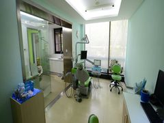 -维乐口腔(格林门诊长宁店)
