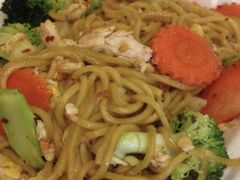 蔬菜鸡蛋炒面-新港海鲜酒家