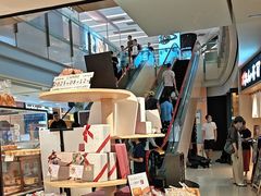 -上海来福士广场