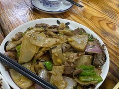 酸笋炒鸡杂-香竹农庄•传统竹筒饭(十年店)