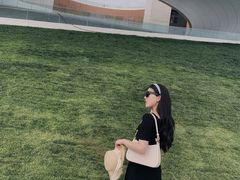 -郑东新区龙湖公共艺术中心
